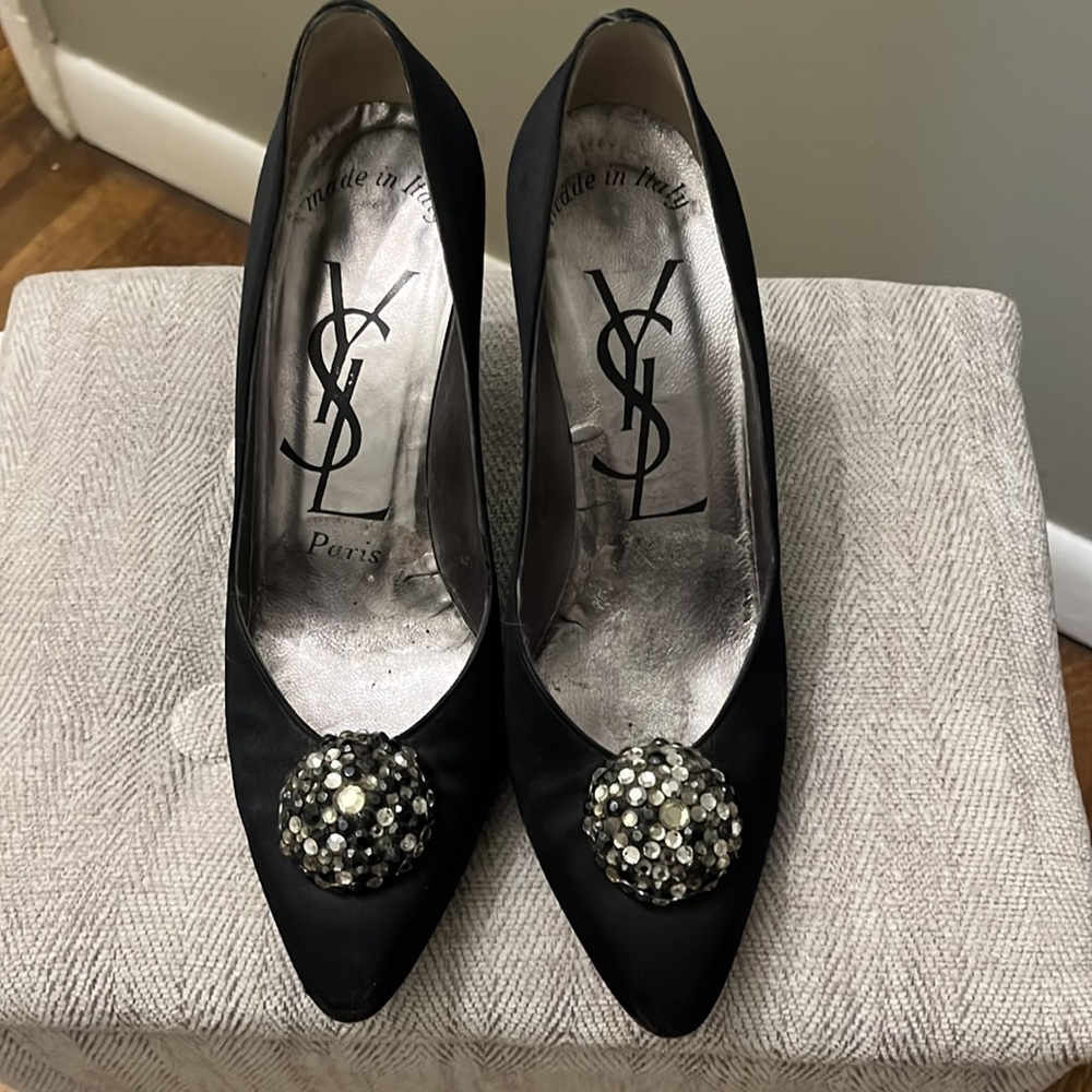 YSL Heels - Picture 5 of 7